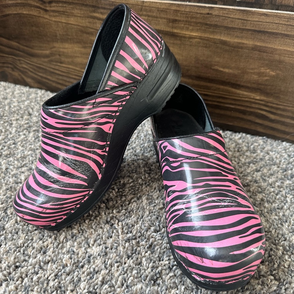 Sanita Black and Pink Zebra Print Women's Clogs